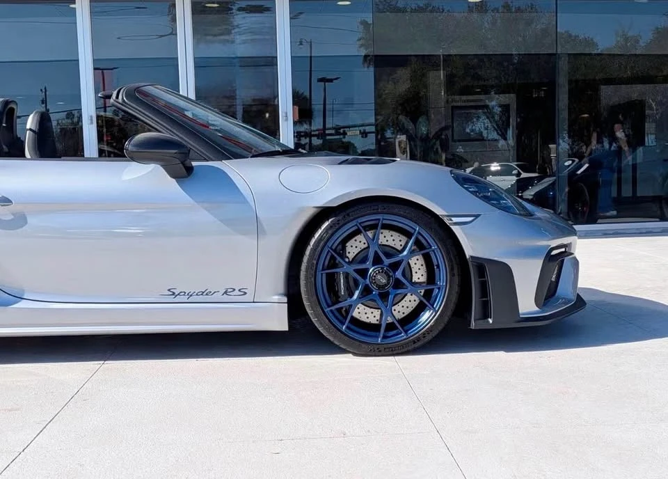 2025 Porsche 718 Boxster Spyder RS - Image 9 of 16