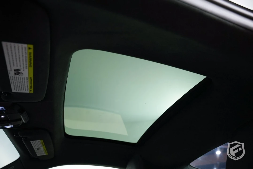 2025 Porsche 992 Carrera - Image 13 of 27