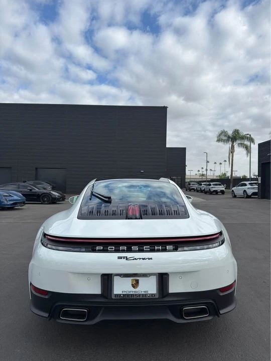 2025 Porsche 992 Carrera - Image 3 of 7