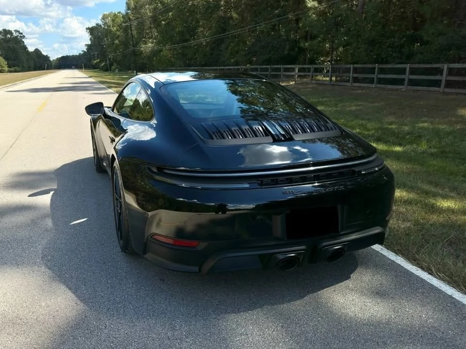 2025 Porsche 992 Carrera - Image 12 of 20