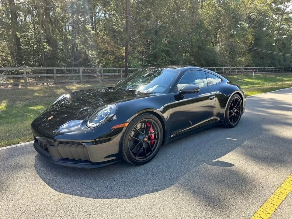 2025 Porsche 992 Carrera - Image 8 of 20