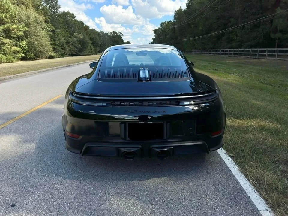 2025 Porsche 992 Carrera - Image 13 of 20