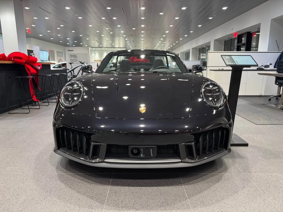 2025 Porsche 992 Carrera GTS - Image 5 of 9