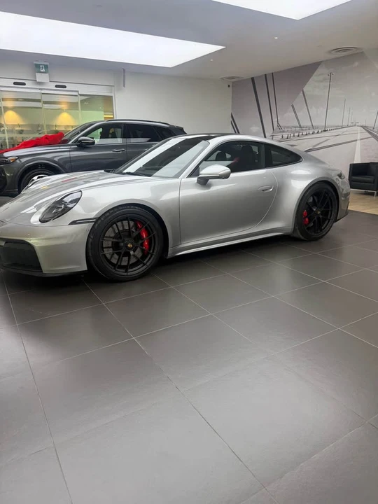 2025 Porsche 992 Carrera GTS - Image 3 of 18