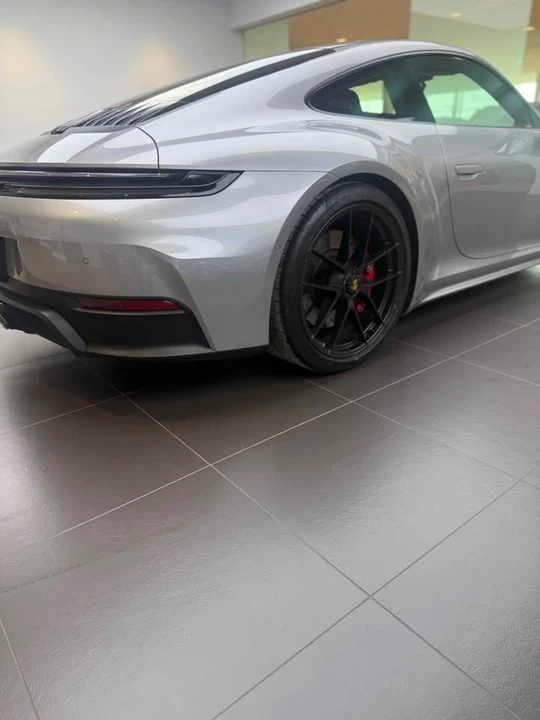2025 Porsche 992 Carrera GTS - Image 17 of 18
