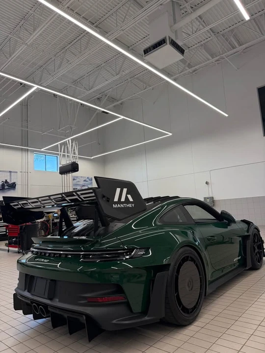 2025 Porsche 992 Carrera - Image 2 of 9