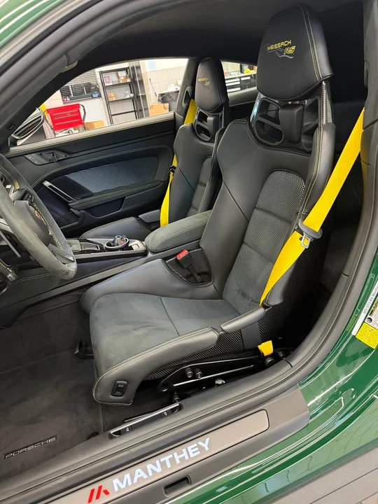 2025 Porsche 992 Carrera - Image 7 of 9