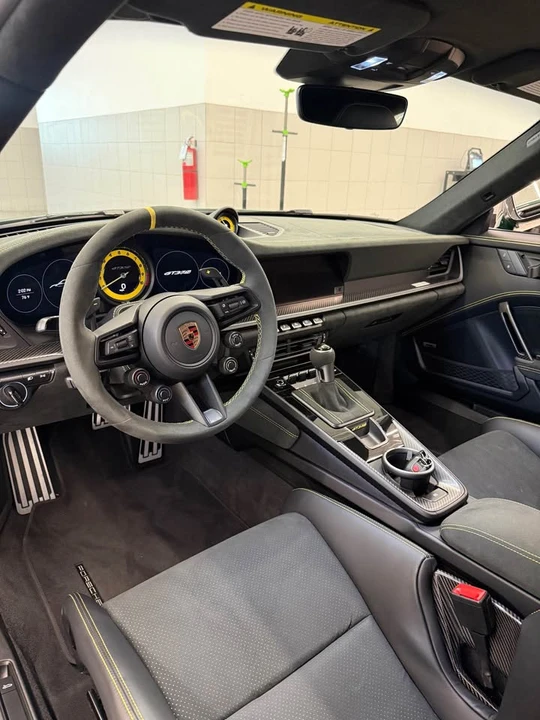 2025 Porsche 992 Carrera - Image 8 of 9