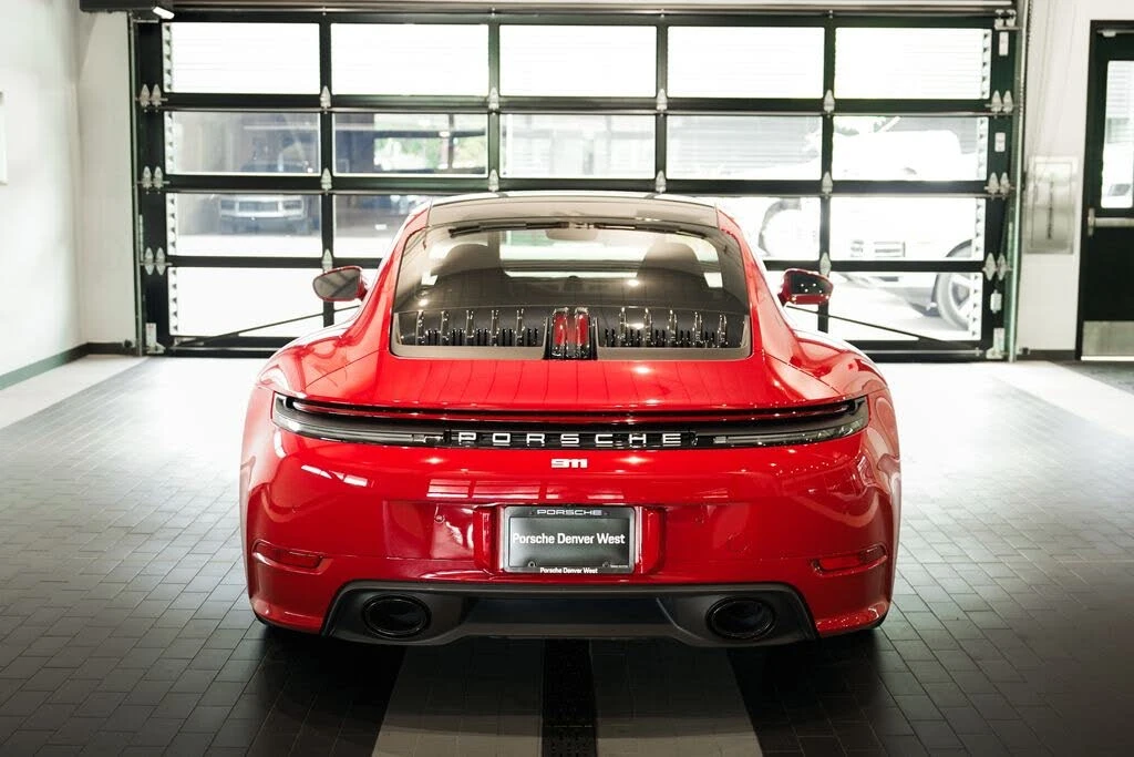 2025 Porsche 992 Carrera - Image 22 of 31