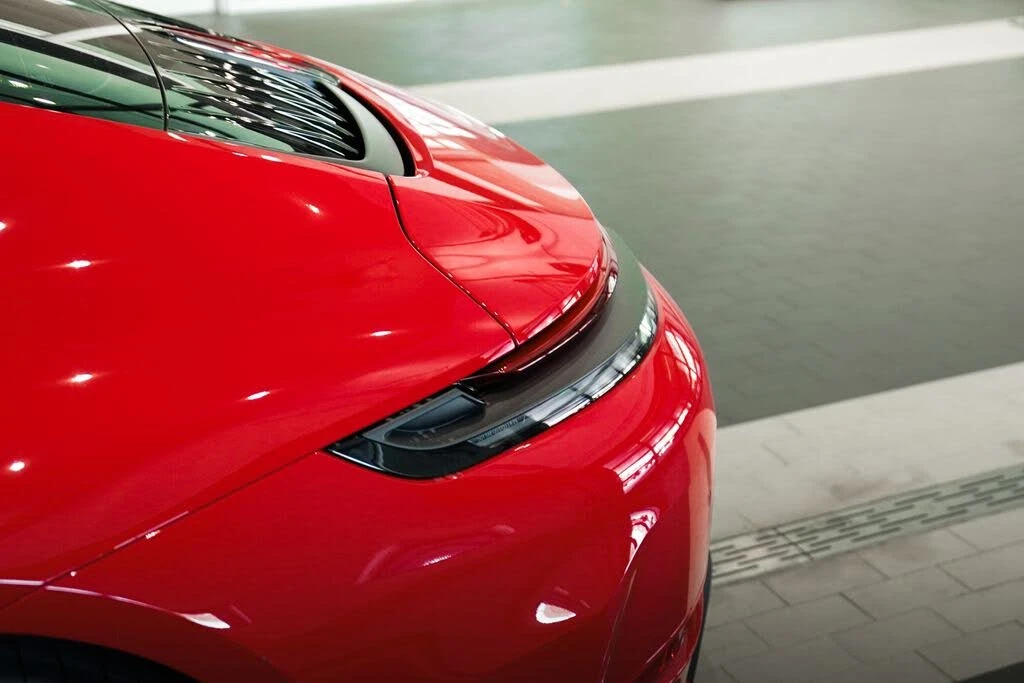 2025 Porsche 992 Carrera - Image 18 of 31