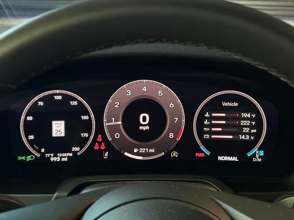 2025 Porsche 992 Carrera - Image 24 of 31