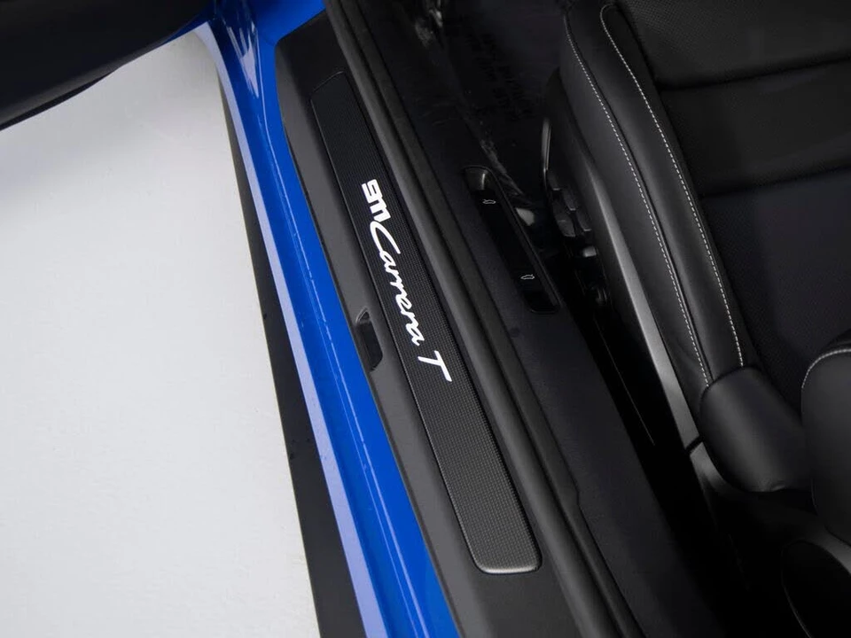 2025 Porsche 992 Carrera - Image 21 of 31