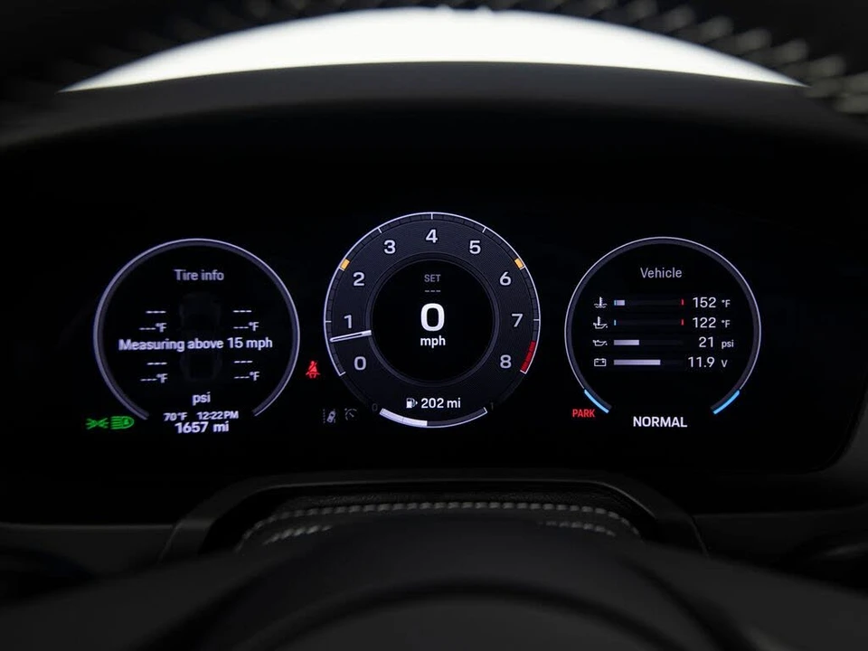 2025 Porsche 992 Carrera - Image 22 of 31