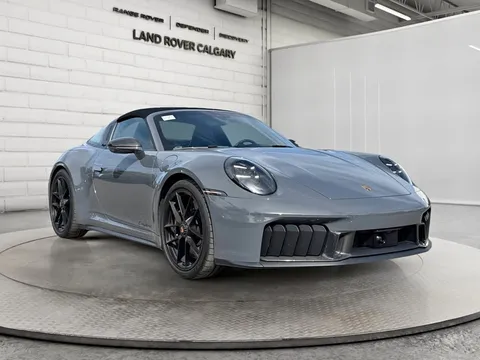 2025 Porsche 911 4 GTS