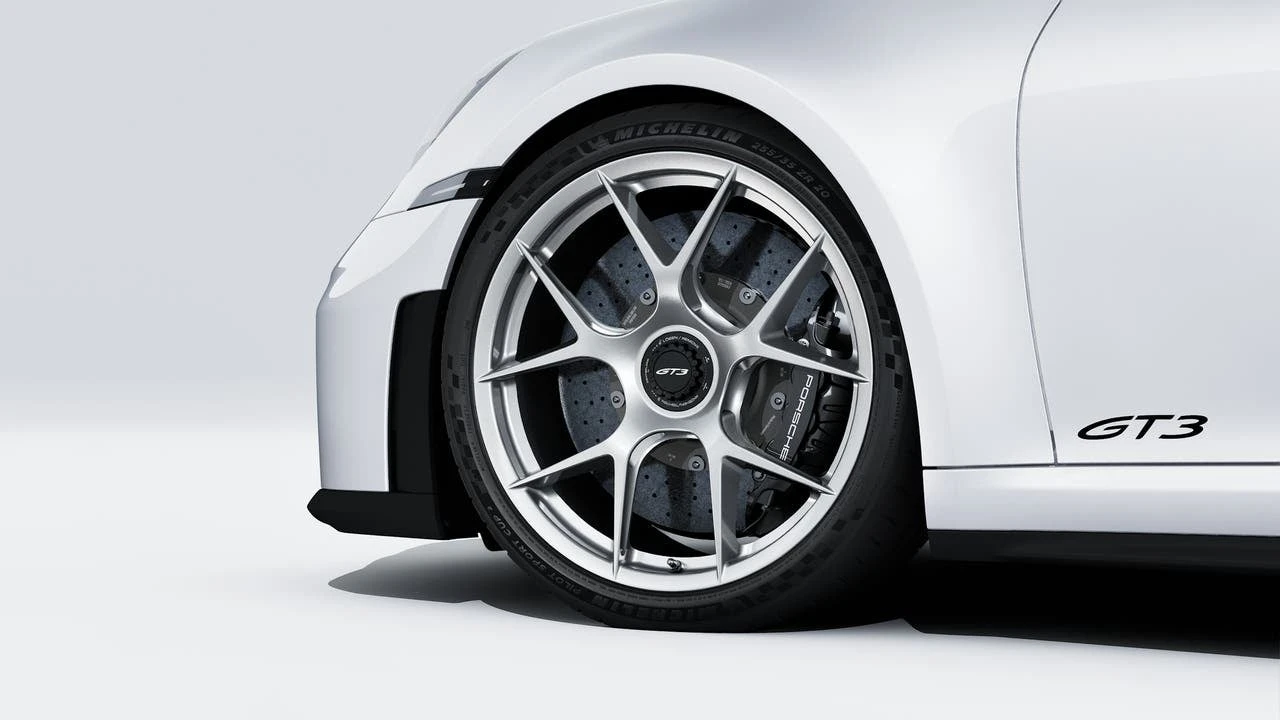 2025 Porsche 992 GT3 - Image 10 of 14
