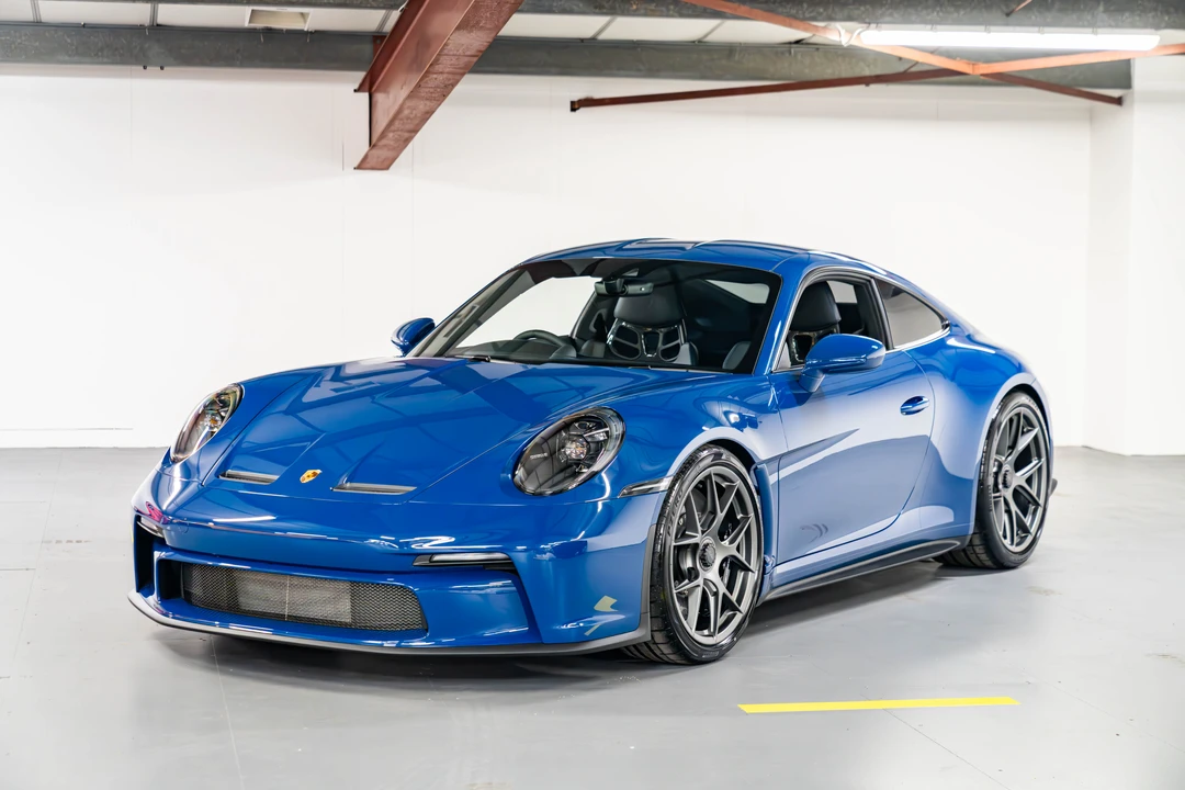 2025 Porsche 992 Carrera S - Image 3 of 31