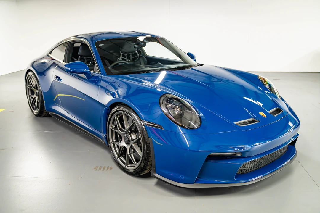 2025 Porsche 992 Carrera S - Image 18 of 31