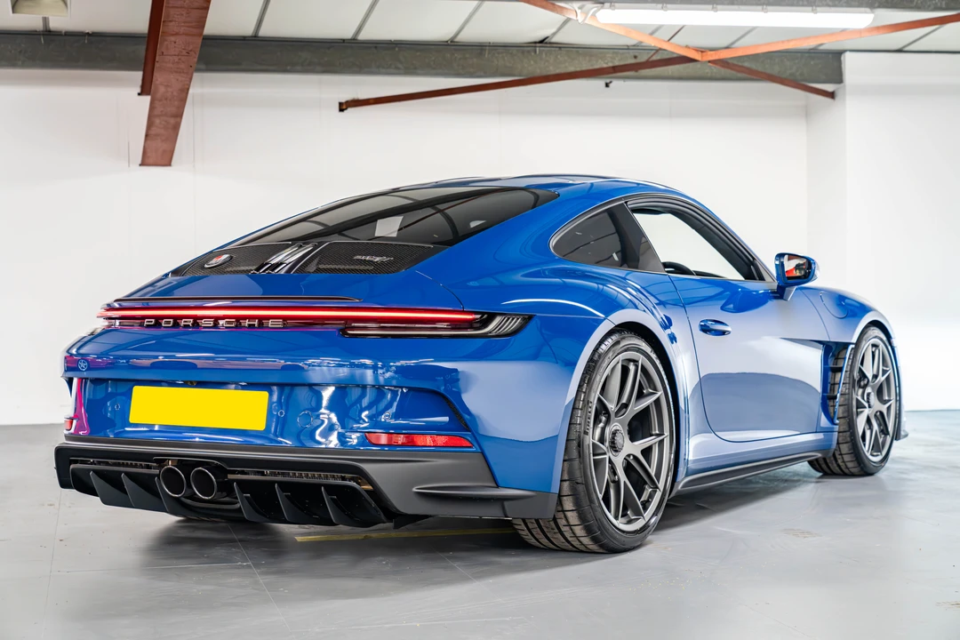 2025 Porsche 992 Carrera S - Image 15 of 31