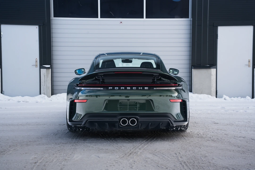 2025 Porsche 992 GT3 - Image 6 of 31