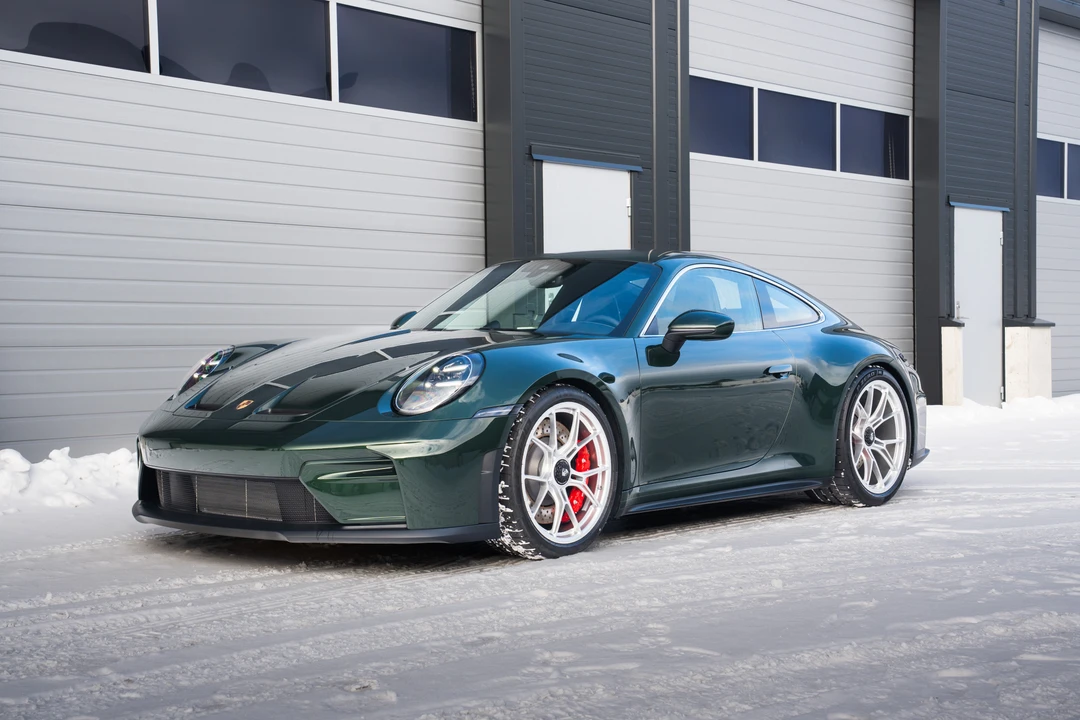 2025 Porsche 992 GT3 - Image 19 of 31