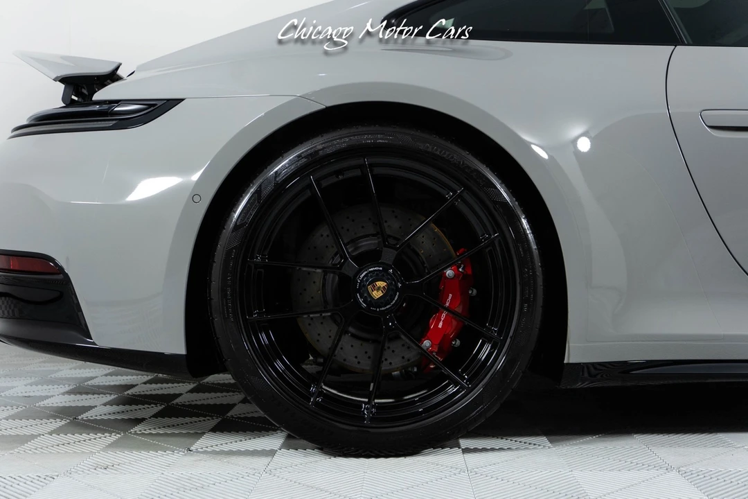2025 Porsche 911 - Image 11 of 31
