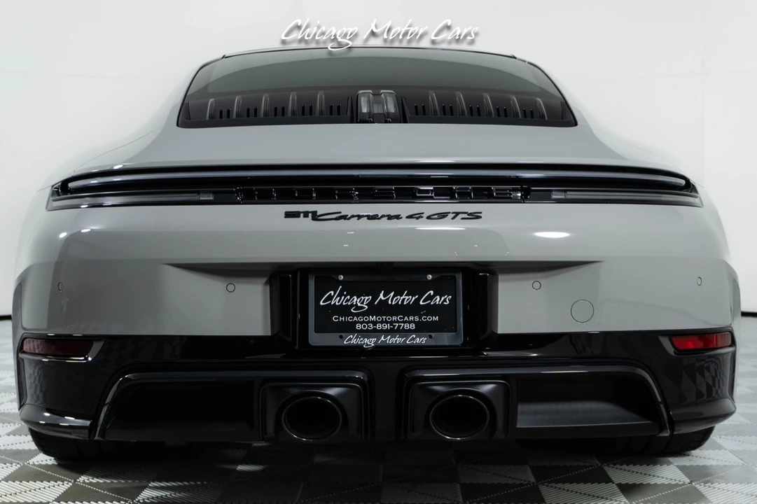 2025 Porsche 911 - Image 20 of 31