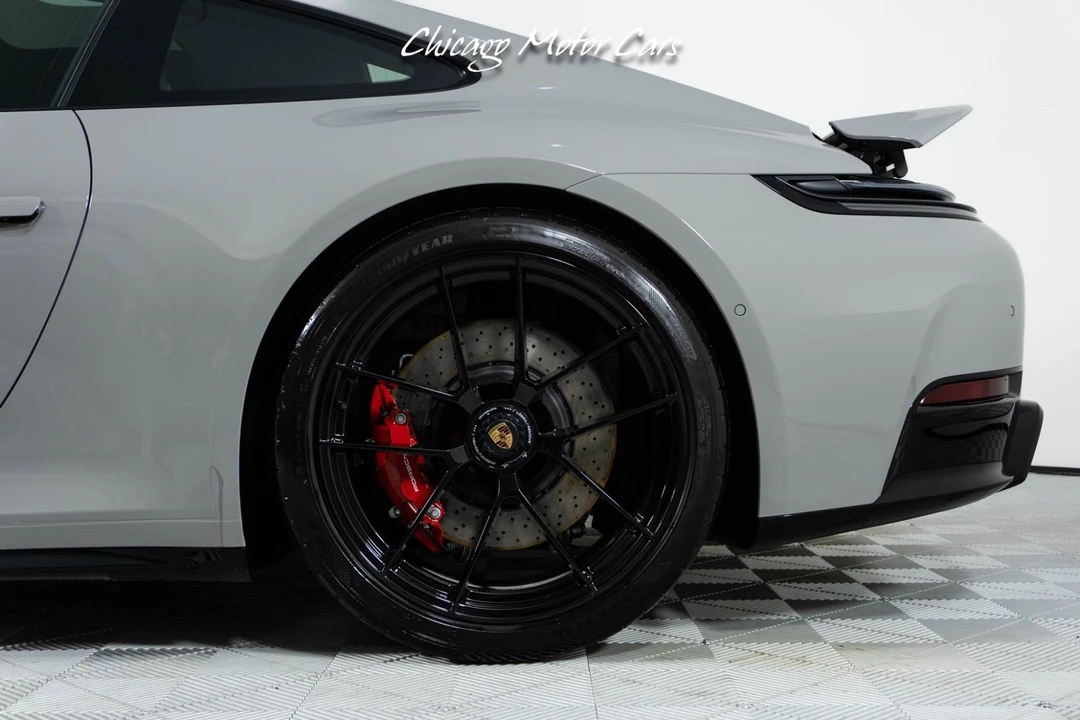 2025 Porsche 992 Carrera - Image 3 of 21