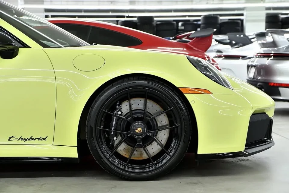 2025 Porsche 992 Carrera GTS - Image 8 of 20