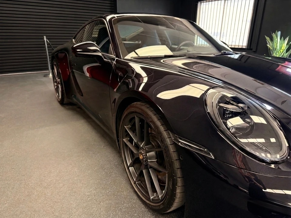 2025 Porsche 992 Carrera GTS - Image 10 of 29