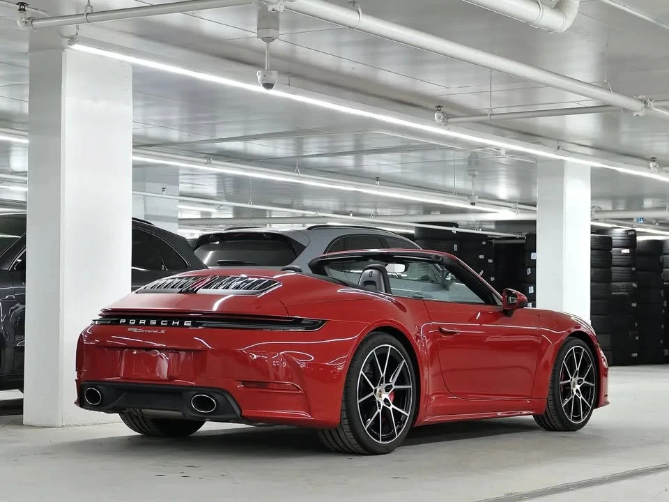 2025 Porsche 992 Carrera S - Image 3 of 7