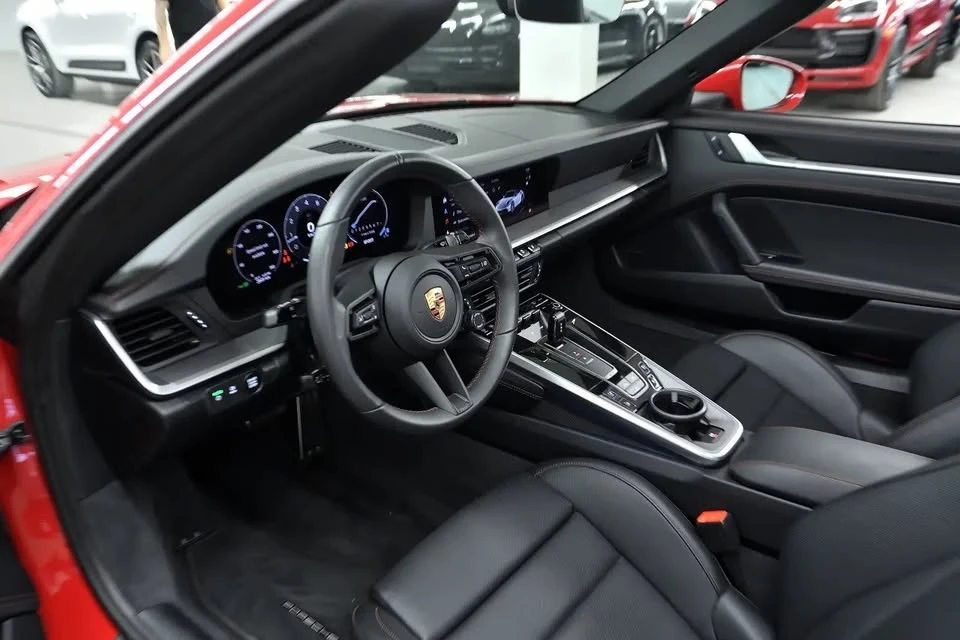 2025 Porsche 992 Carrera S - Image 5 of 7