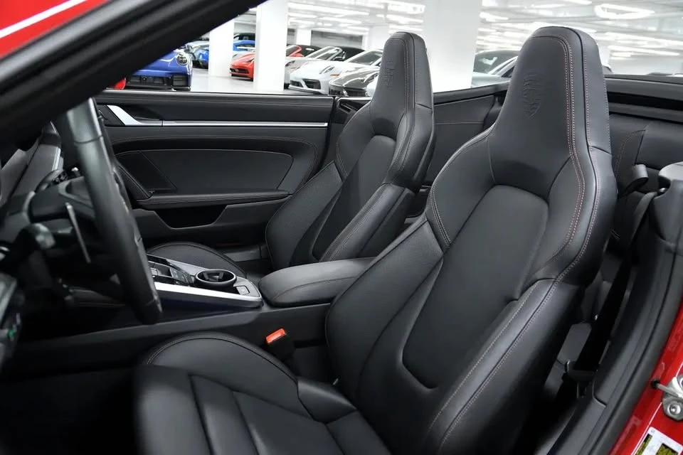 2025 Porsche 992 Carrera S - Image 6 of 7