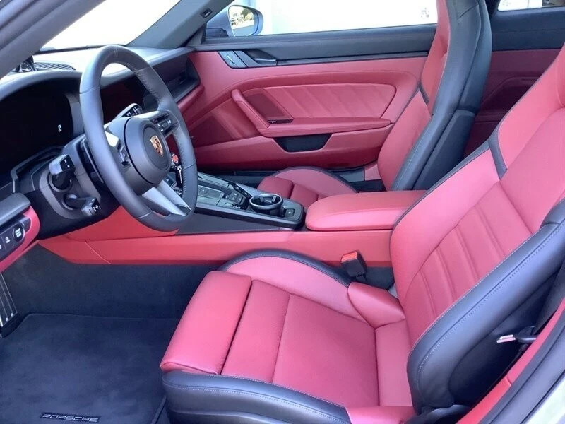 2025 Porsche 992 Carrera S - Image 29 of 31