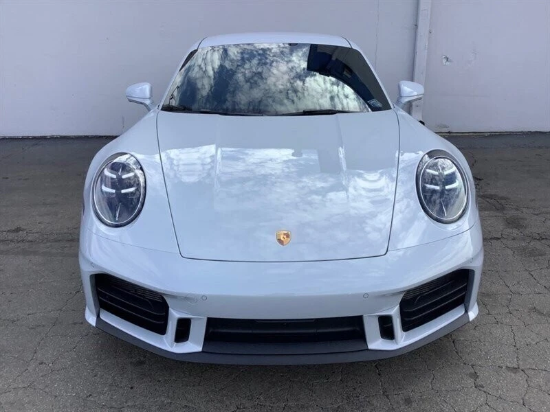 2025 Porsche 992 Carrera - Image 12 of 21
