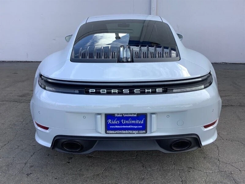 2025 Porsche 992 Carrera - Image 9 of 21
