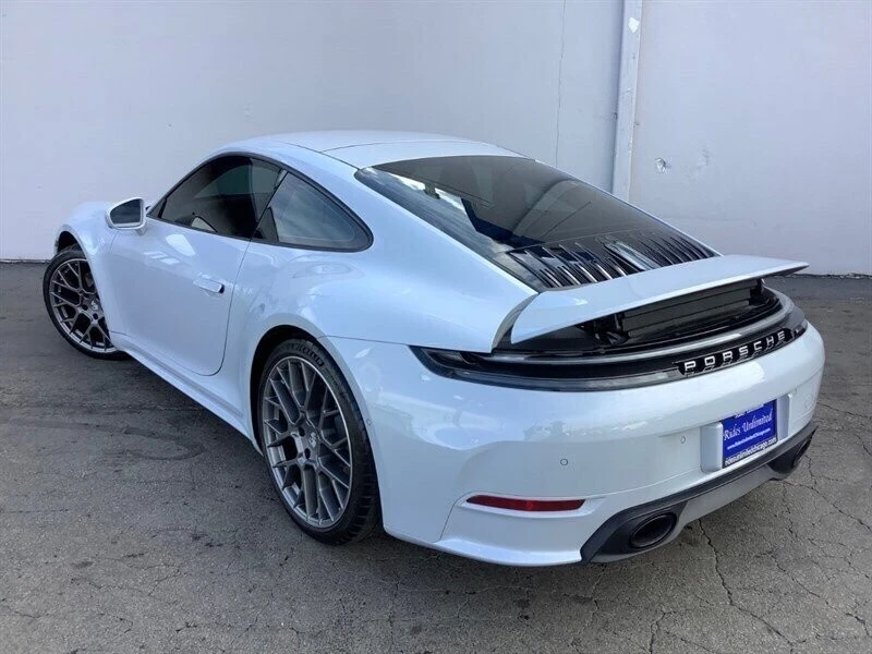 2025 Porsche 992 Carrera - Image 7 of 21