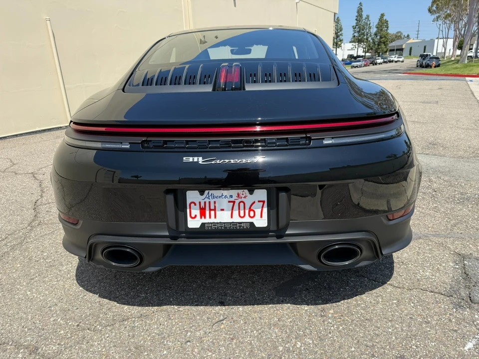 2025 Porsche 992 Carrera - Image 11 of 31