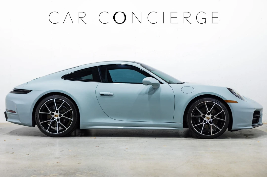 2025 Porsche 992 Carrera - Image 4 of 21