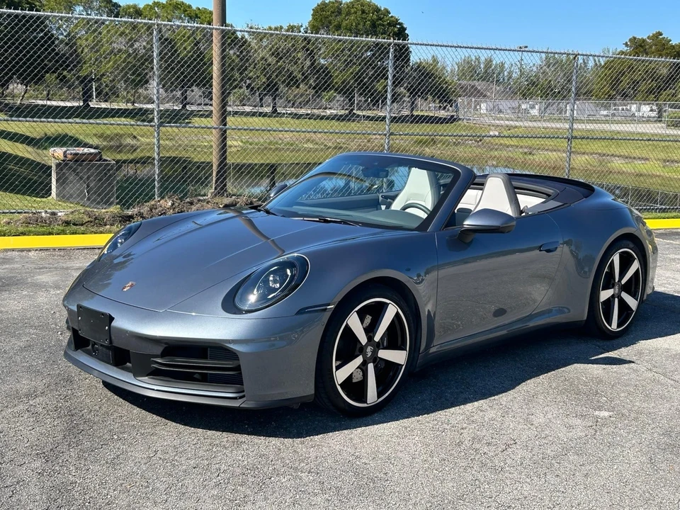 2025 Porsche 992 Carrera - Image 7 of 21