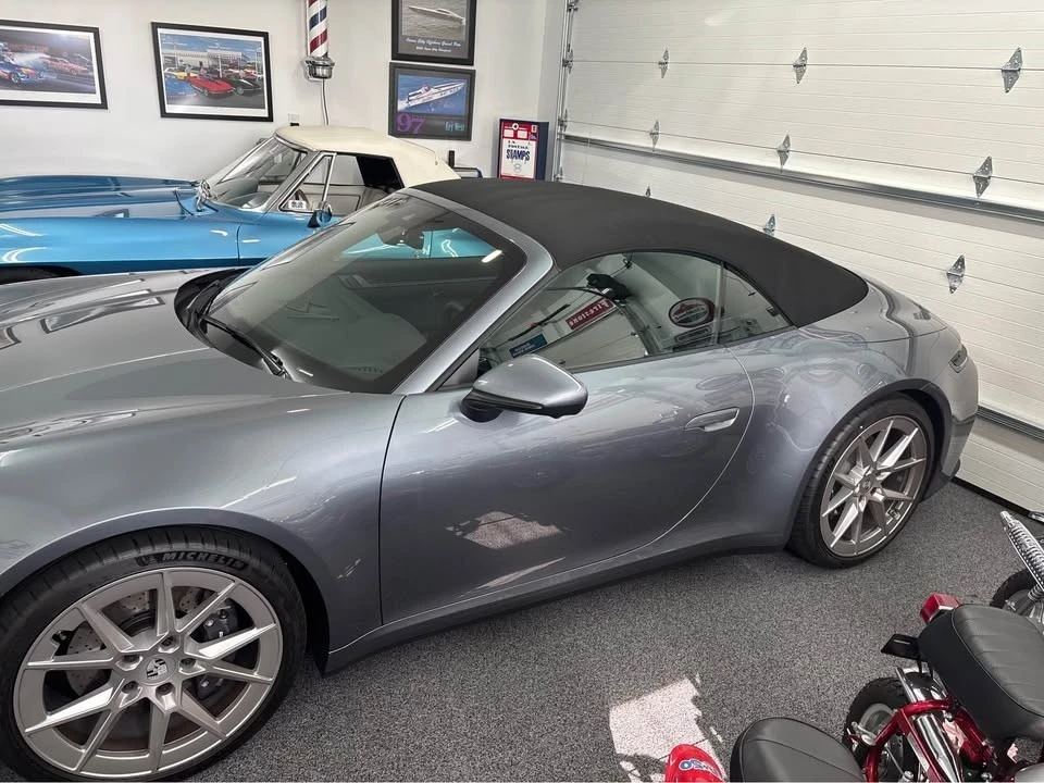 2025 Porsche 992 Carrera - Image 2 of 2