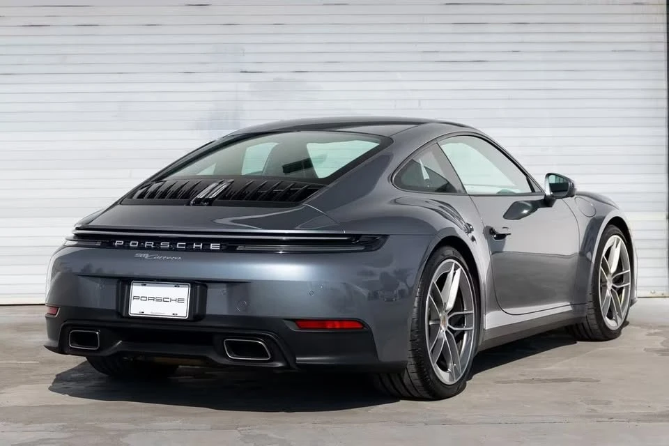 2025 Porsche 992 Carrera - Image 2 of 10