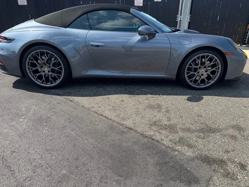 2025 Porsche 992 Carrera - Image 4 of 10