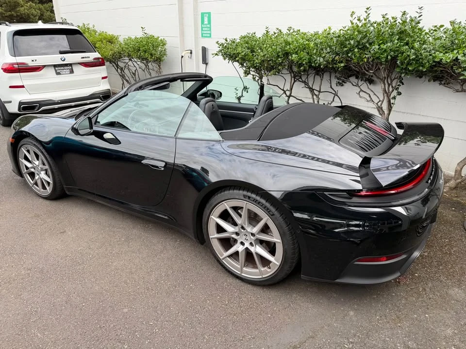 2025 Porsche 992 Carrera - Image 2 of 6
