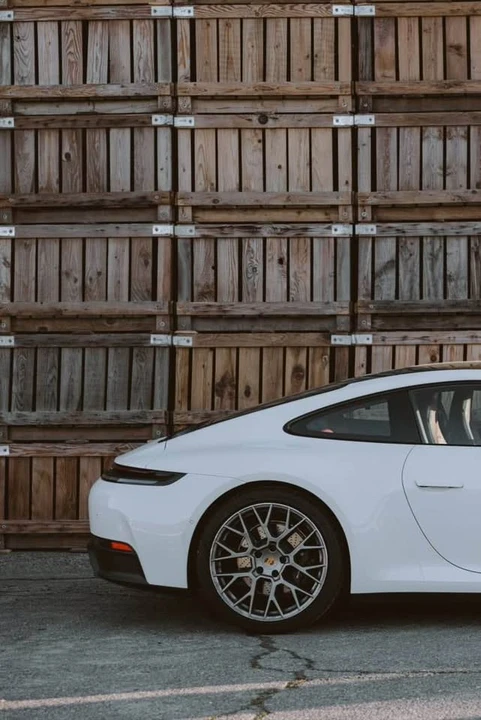 2025 Porsche 992 Carrera - Image 3 of 9
