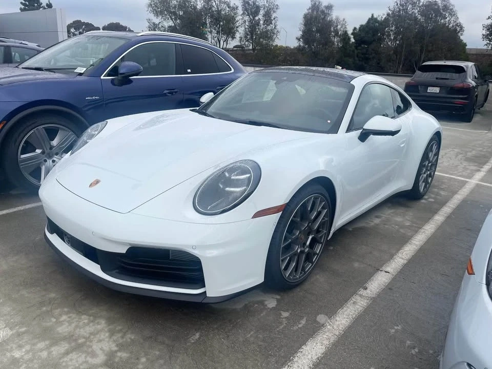 2025 Porsche 992 Carrera - Image 6 of 9