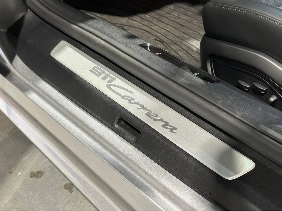 2025 Porsche 992 Carrera - Image 15 of 18