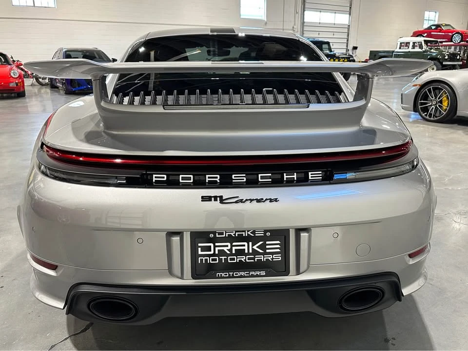 2025 Porsche 992 Carrera - Image 18 of 18