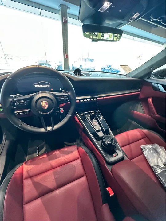 2025 Porsche 992 Carrera - Image 8 of 10