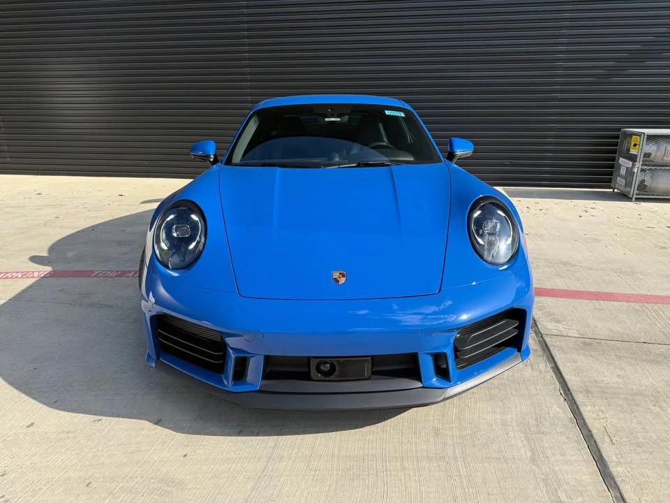 2025 Porsche 992 Carrera - Image 3 of 9