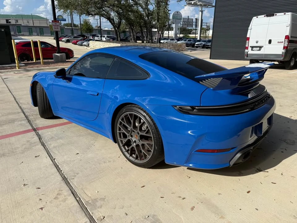 2025 Porsche 992 Carrera - Image 6 of 9